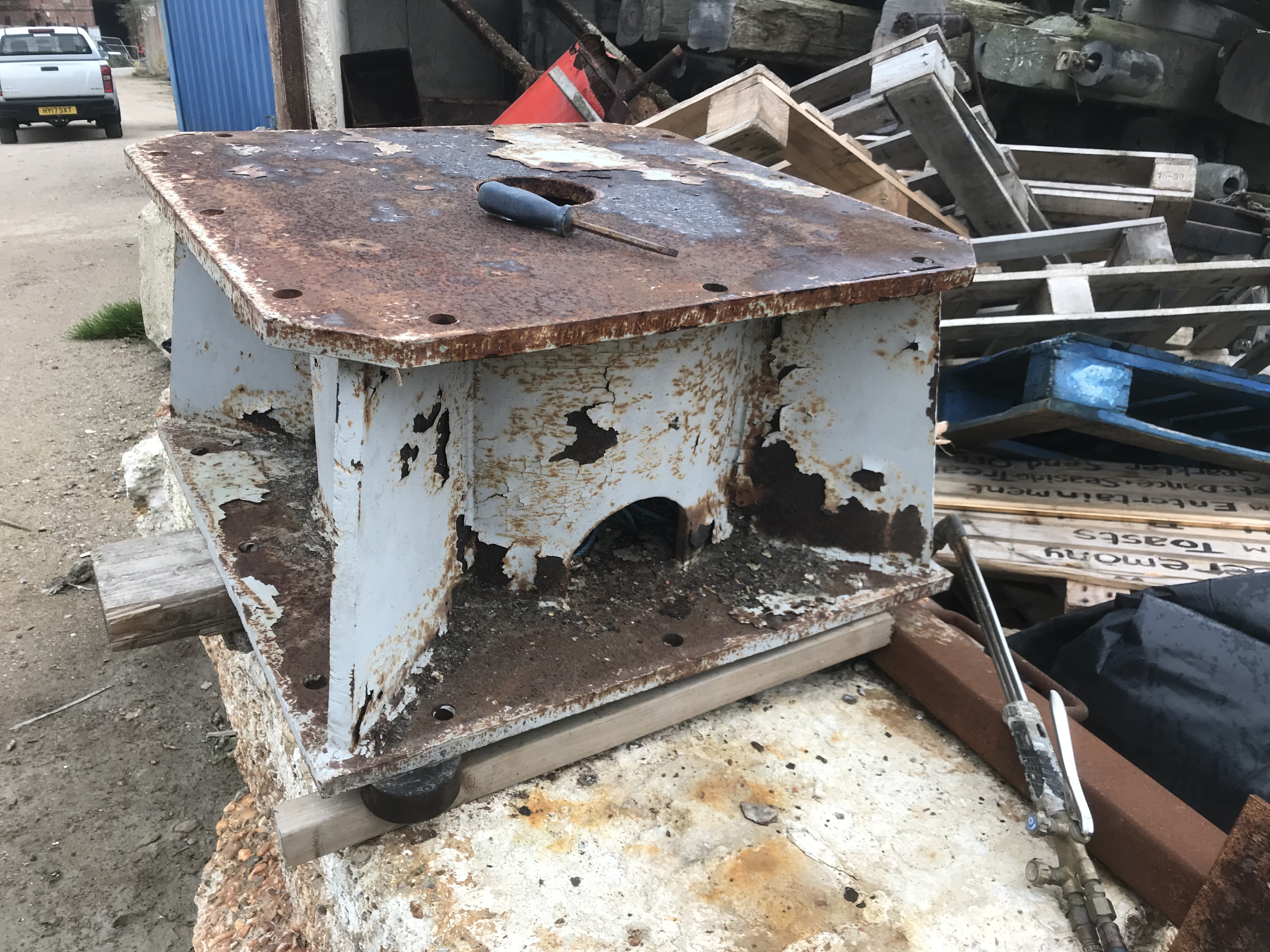 Marine Crane  HMF 360 Degree