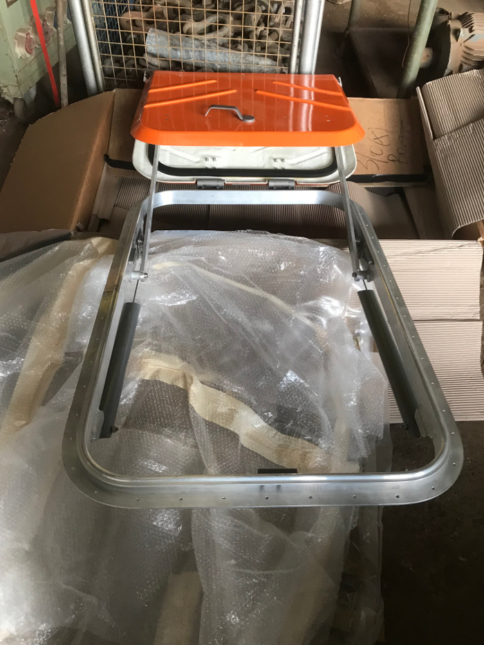 Hatch Door/Hatch Folding (new old stock)