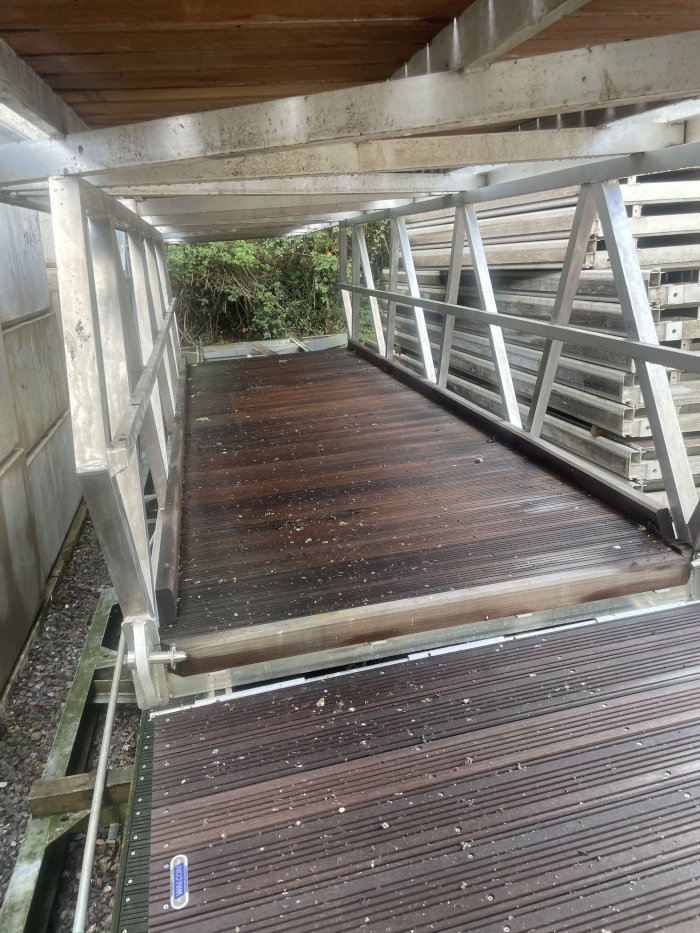 Aluminium Gangway 5 x1.5m with transition ramp (new cancelled order)